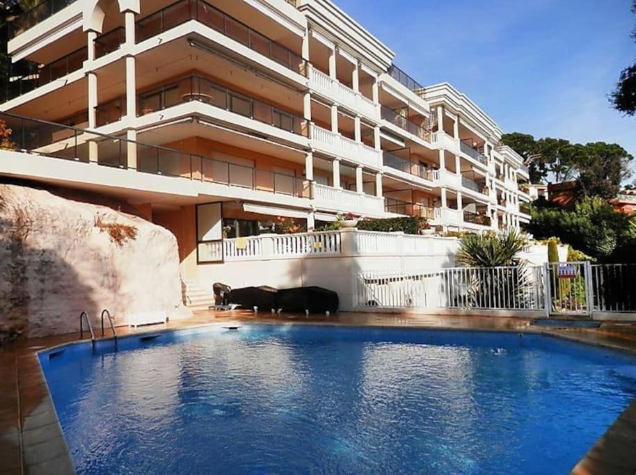Residence De Luxe Sun Paradis, Studio Terrasse, Vue Mer Piscine Канны Экстерьер фото